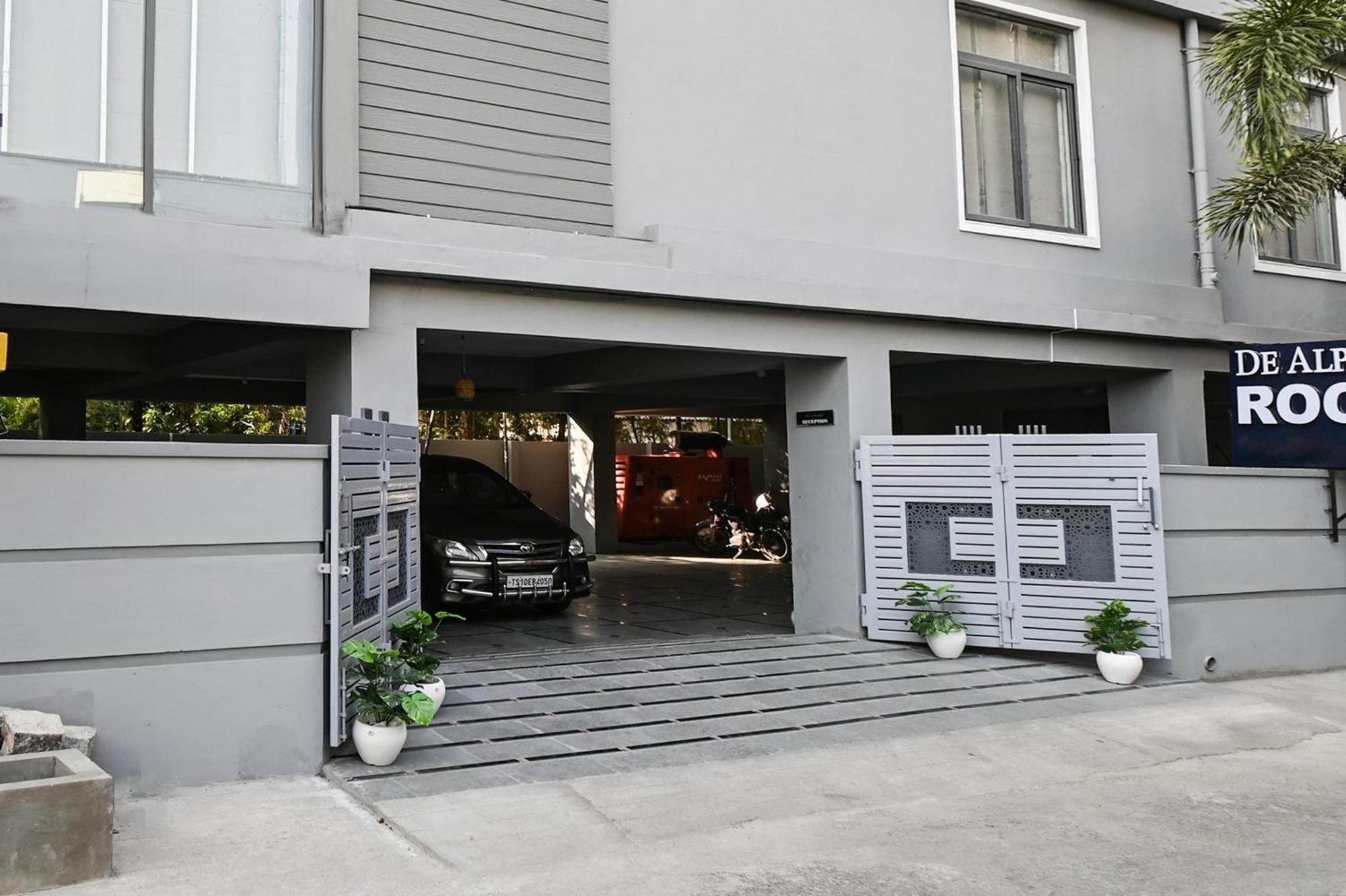 Super Townhouse De Alphabet Karmanghat Hajdarábád Exteriér fotografie